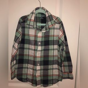 Cat and Jack long sleeve button up shirt. Size 6-7.